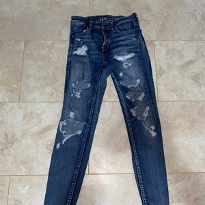 American Eagle High Waisted Jeans